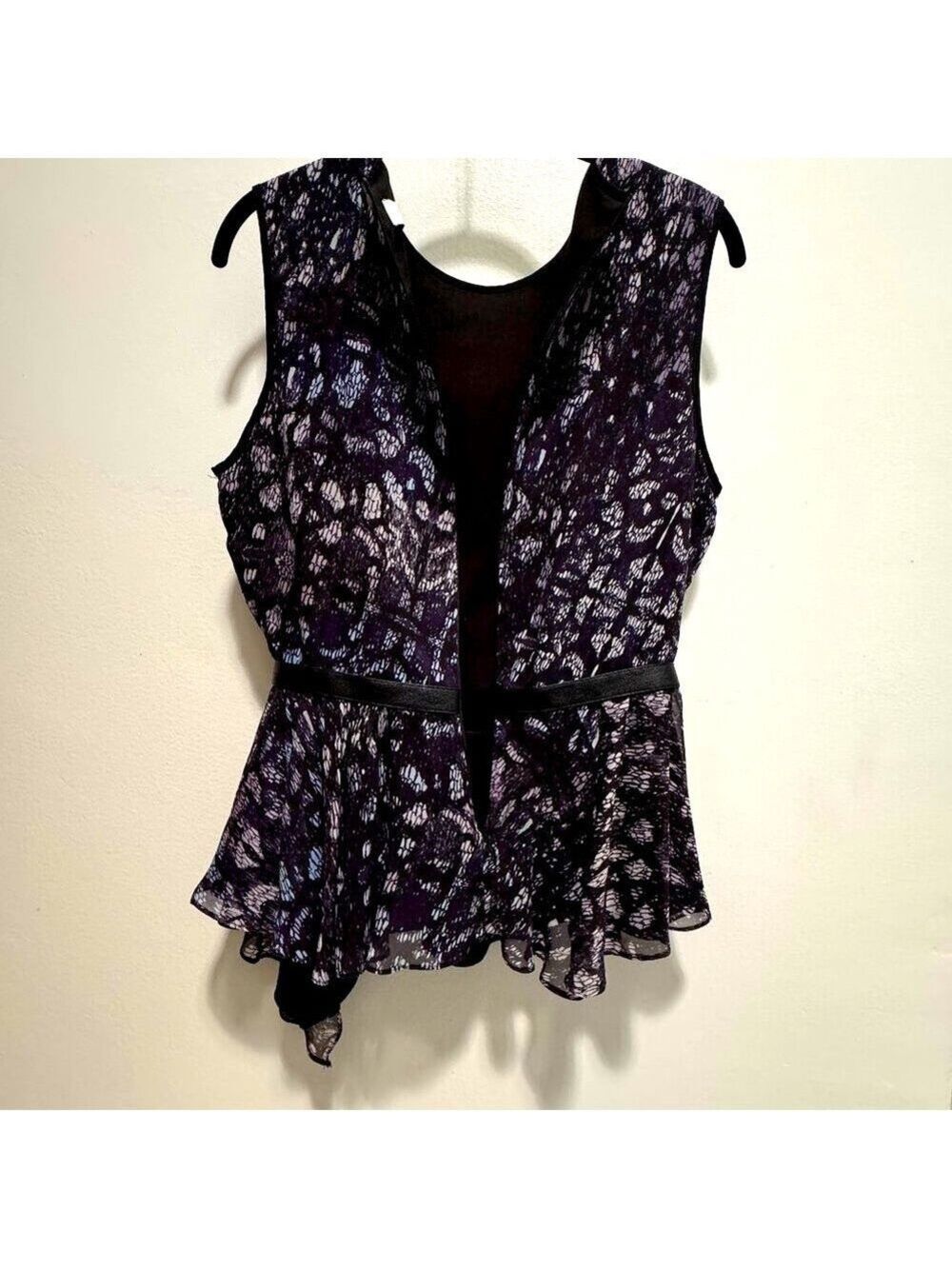 Hunter Bell Sleeveless Peplum, 100% Silk & Leather Trim, Size 8 - Picture 10 of 12